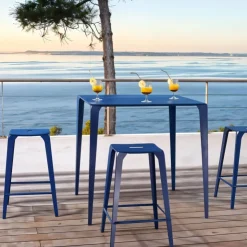 Carrier Table De Jardin*Valence ® Table snack industrielle carrée pour jardin en métal