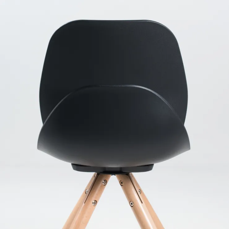 Chaise De Cuisine|Chaise De Salle à Manger*VictoireChaise design en polypropylène noir avec pieds en bois